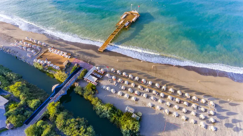 Sunrise Resort Hotel - Image 1
