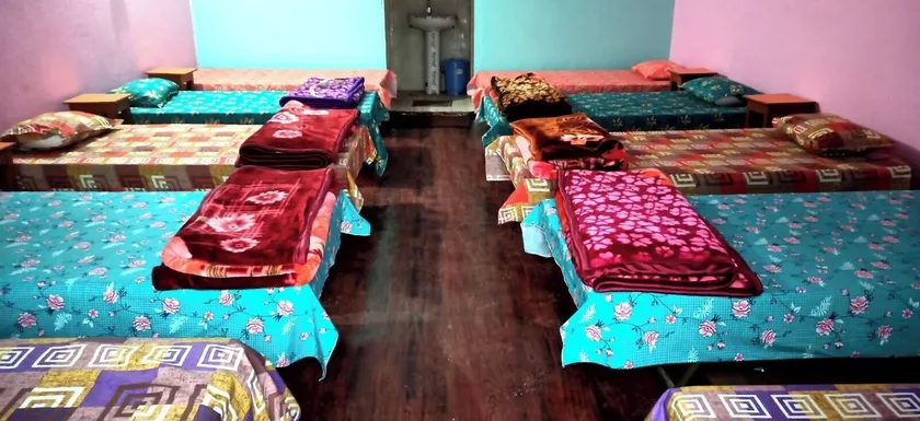 Indralok Hotel By GRB - Chambre