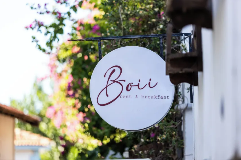 Boii Rest & Breakfast - Image 1