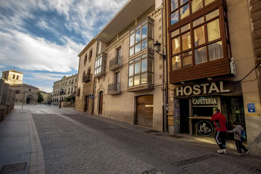 Hostal Caballeros - Image 1