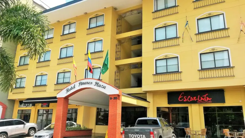 Hotel Pinares Plaza - Image 1