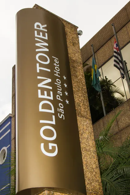 Golden Tower Pinheiros by Fênix Hotéis - Image 1
