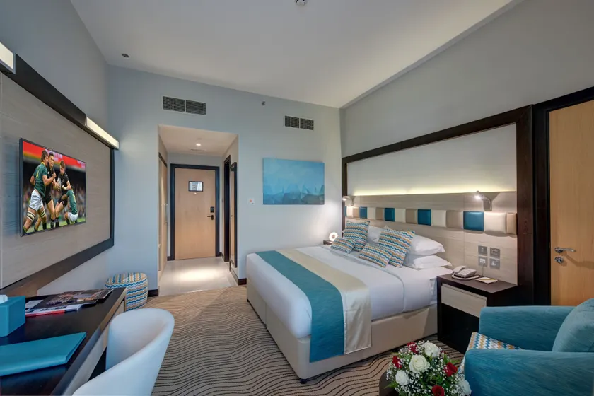 City Avenue Hotel - Image 1