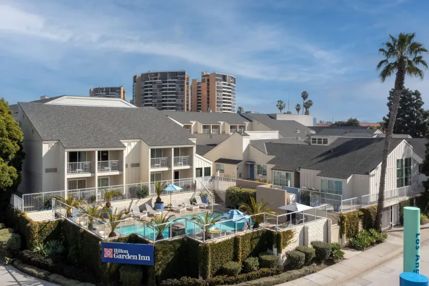 Hilton Garden Inn Marina Del Rey - Image 1