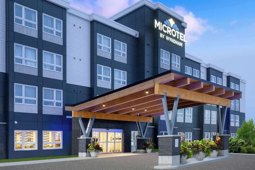 Microtel Inn & Suites by Wyndham Kanata Ottawa West - Image 1