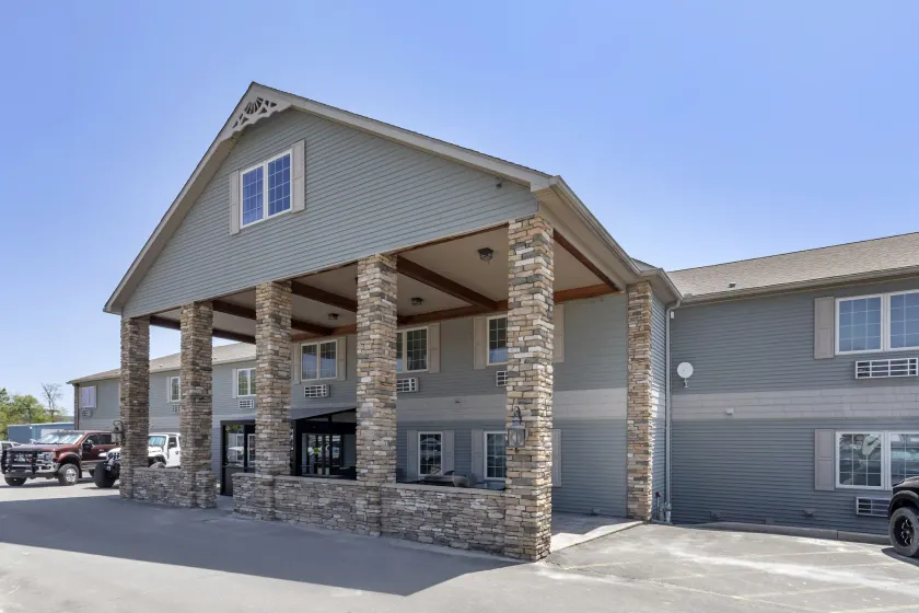 The Riverstone Inn - Image 1