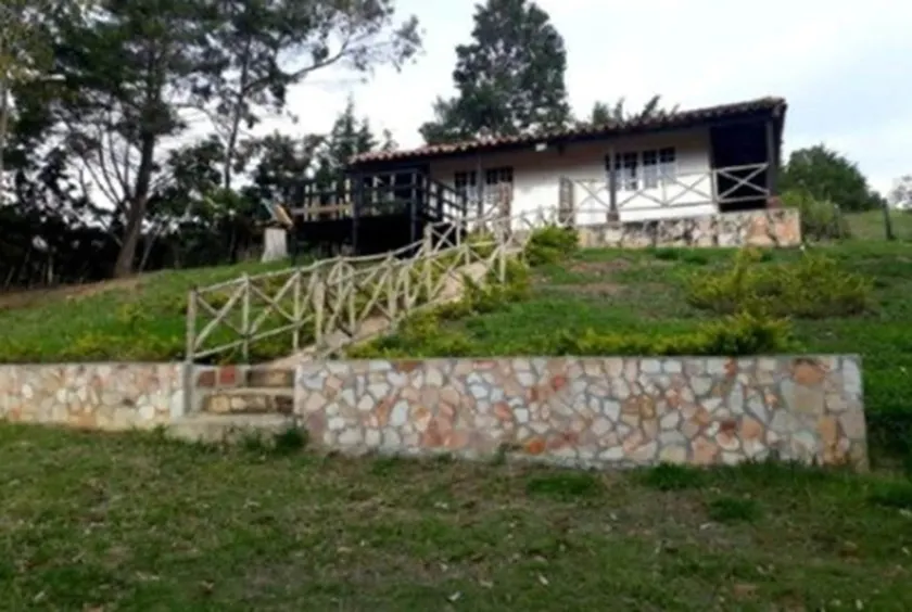 Cabaña Rustica - Image 1