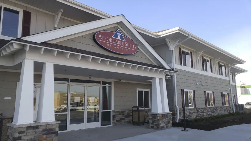 Affordable Suites of America Portage - Image 1