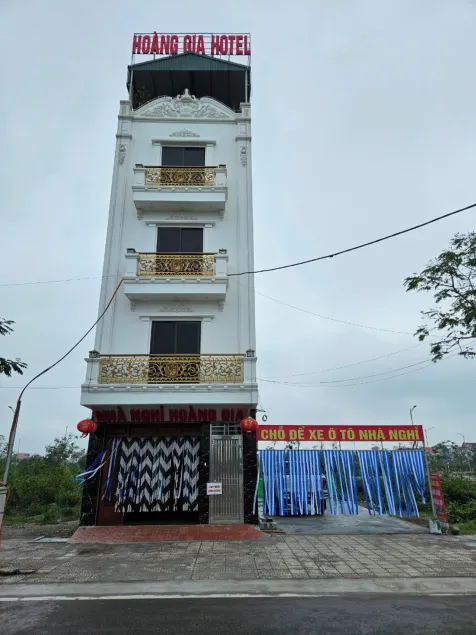 Hoàng Gia Hotel Royal - Image 1