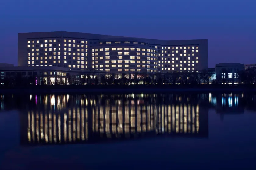 Marriott Executive Apartment Tianjin Lakeview - Image 1