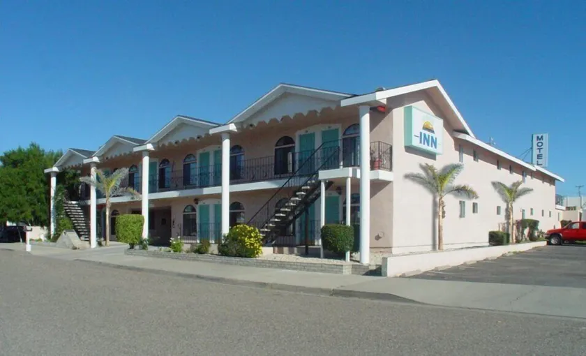 Seaview Inn Grover Beach - Image 1
