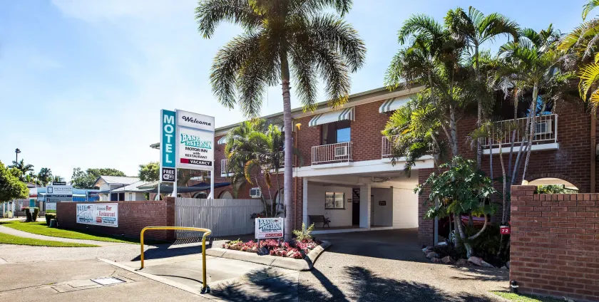Banjo Paterson Motor Inn - Image 1