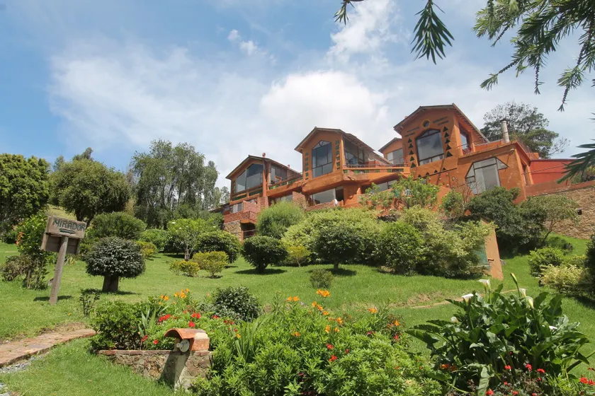ApartaSuites Arcoiris - Image 1
