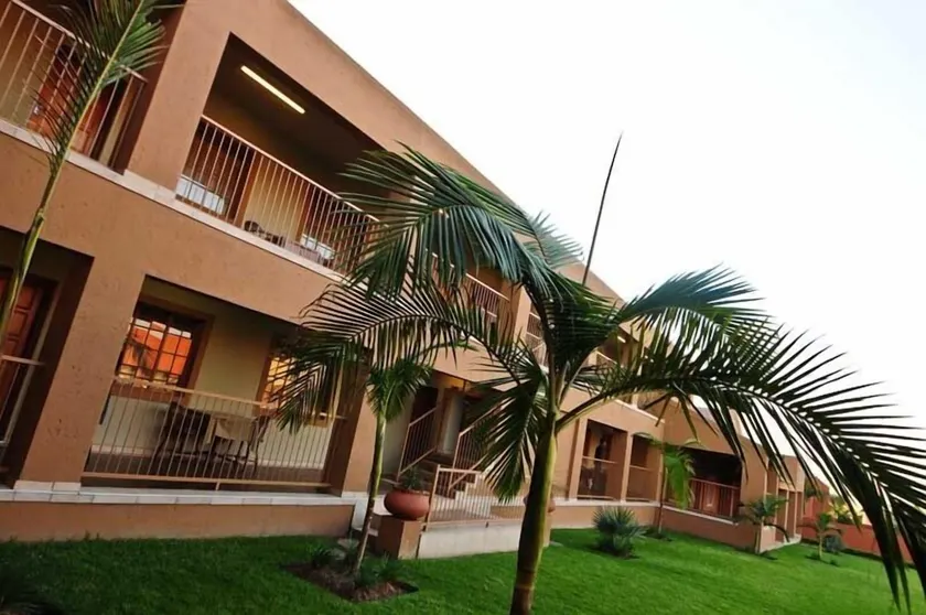 Batter Boys Guest House - Image 1