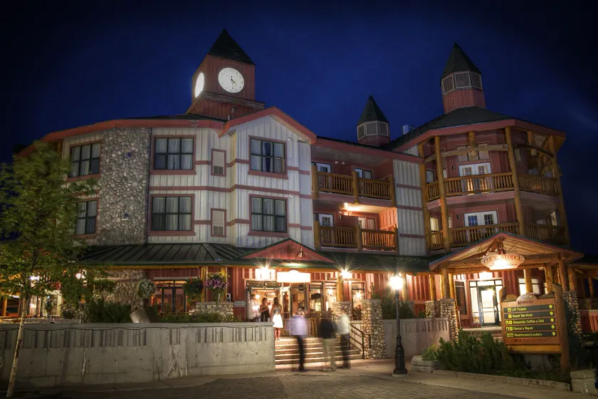Polaris Lodge by StayIn - Image 1