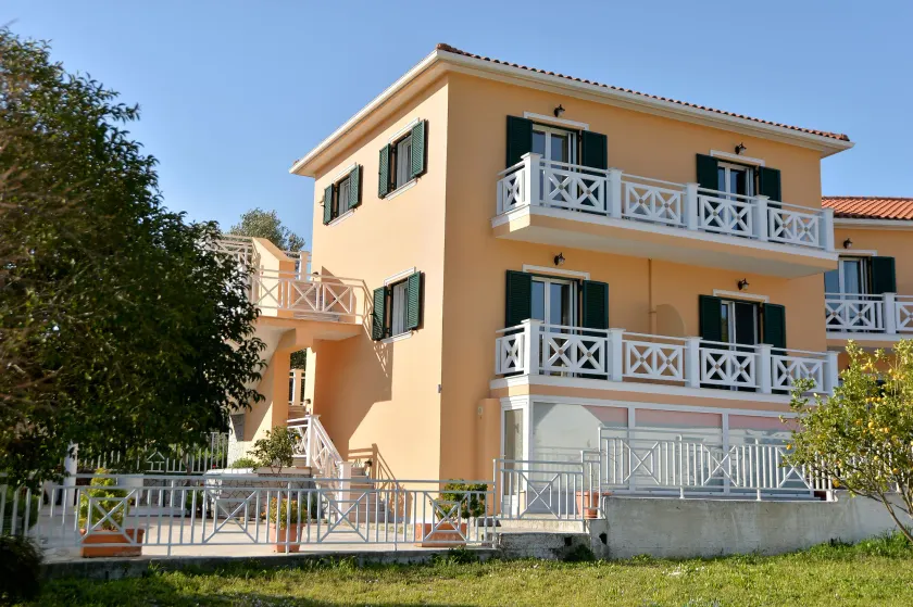 Villa Reverenza - Image 1