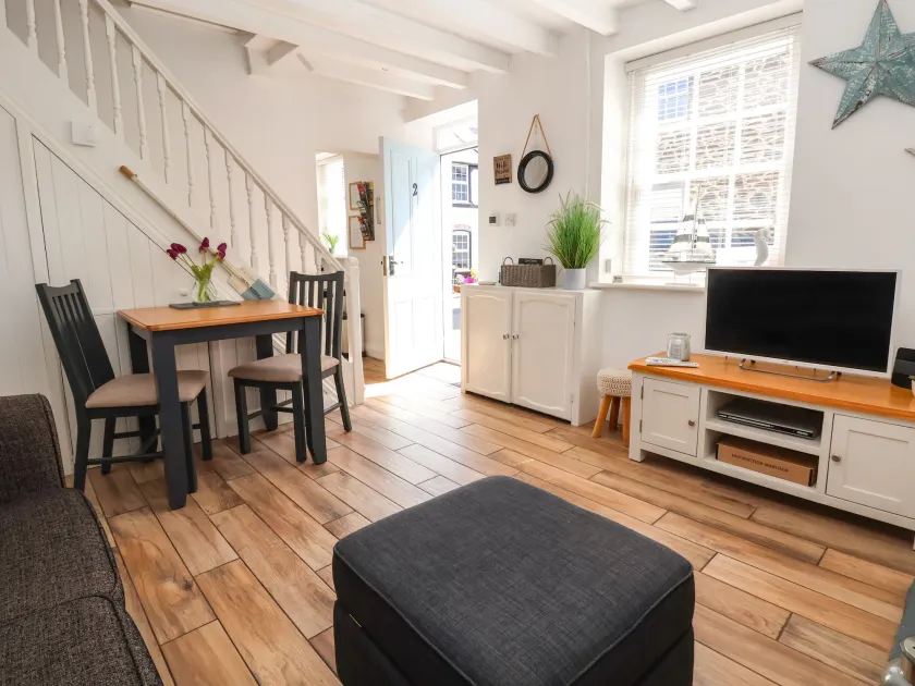 Sandy Shell Cottage - Image 1
