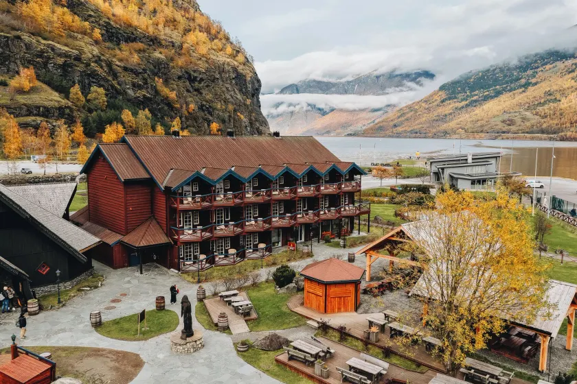 Flåmsbrygga Hotel - Image 1