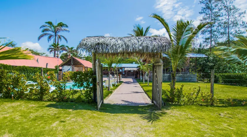 Ayampe Guest House - Image 1