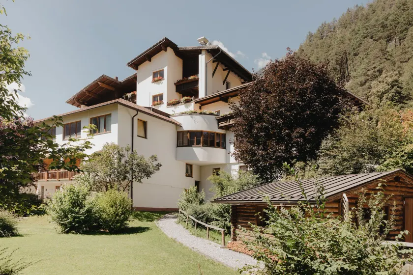 Hotel Kreuz - Image 1