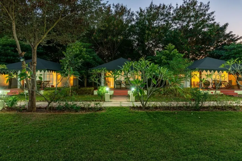 Jungle Cave Resort - Image 1