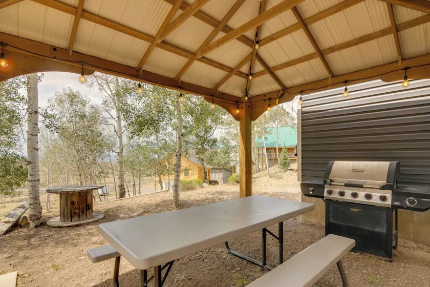 6-bedroom, 2-bath Cabin 4 Mi From Fishlake, UT - Image 1