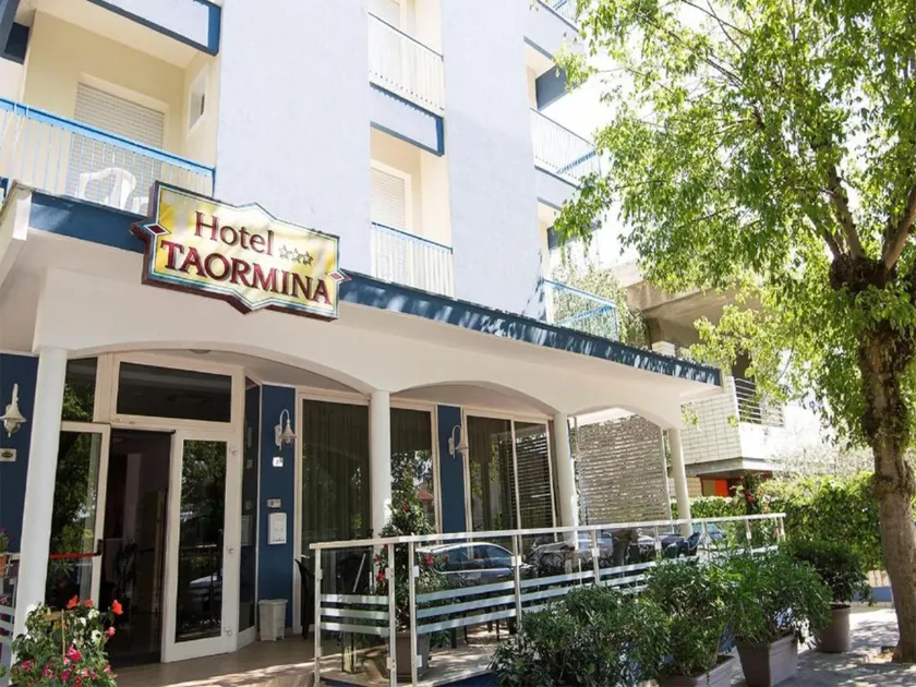 Hotel Taormina - Image 1