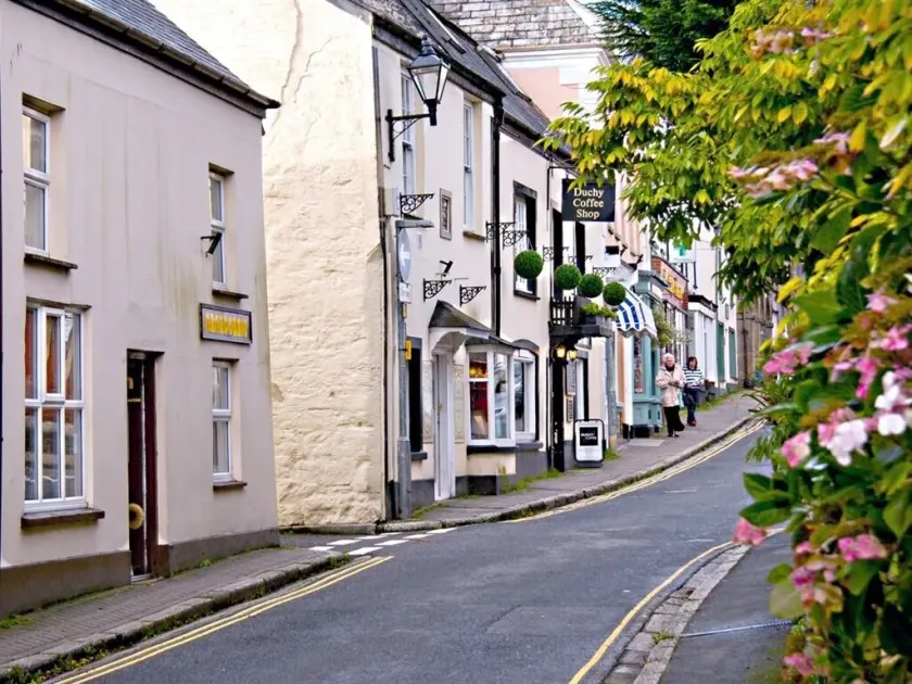 Royal Oak Inn - Image 1