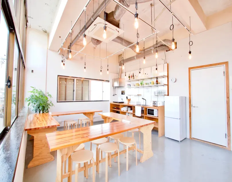 Ishigaki Guesthouse HIVE - Image 1