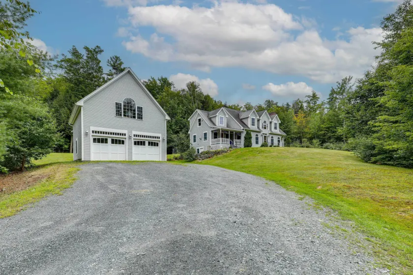 15-Acre Retreat in Meriden Village of Plainfield - Interiör