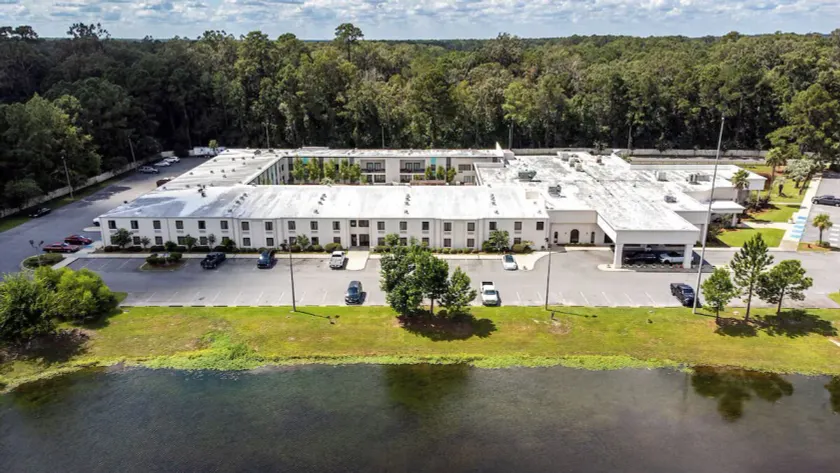 Clarks Inn Savannah Airport - Image 1