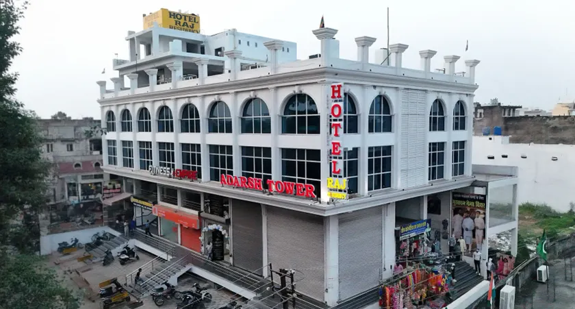 Hotel Raj Residency - Image 1