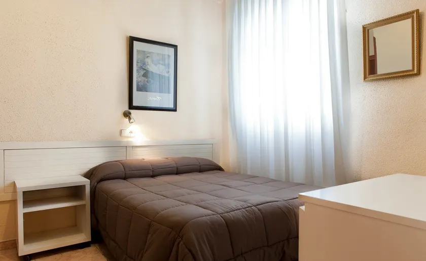 Hostal America - Image 1