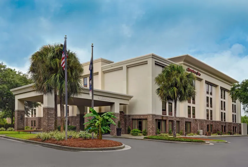 Hampton Inn Charleston/Mount Pleasant-Patriots Point - Image 1