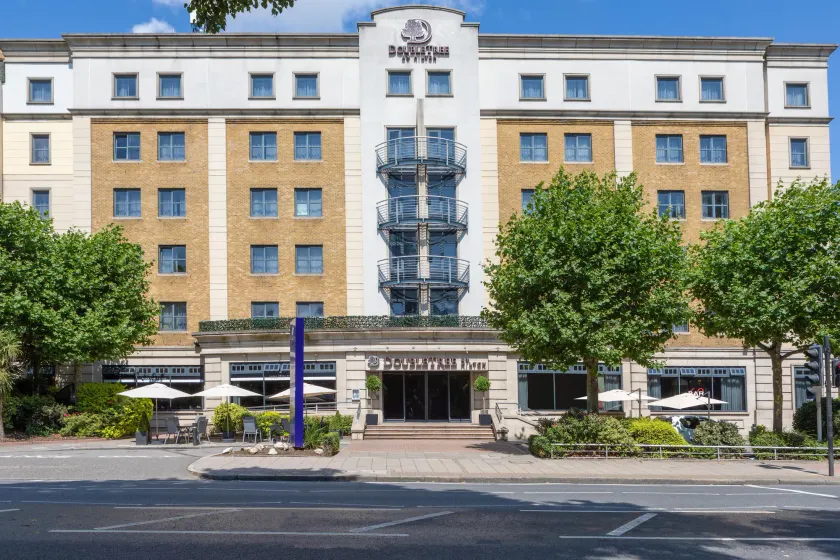 DoubleTree by Hilton London Angel Kings Cross - Image 1