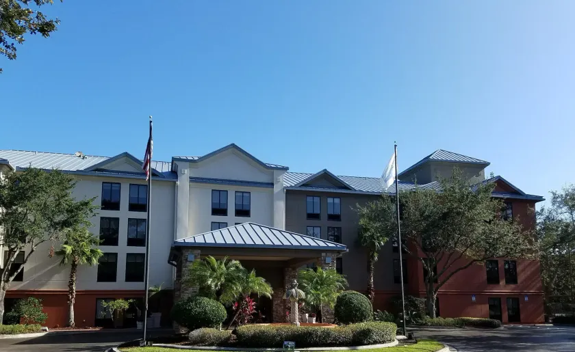 Holiday Inn Express Hotel & Suites Jacksonville-South by IHG - Image 1
