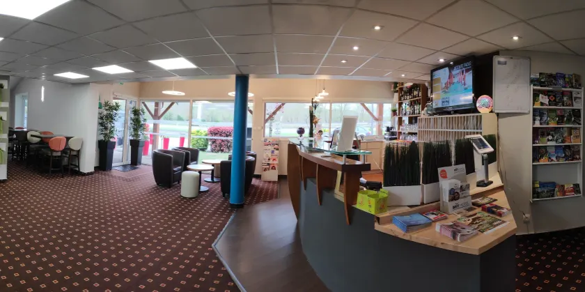 Brit Hotel Confort Foix - Reception