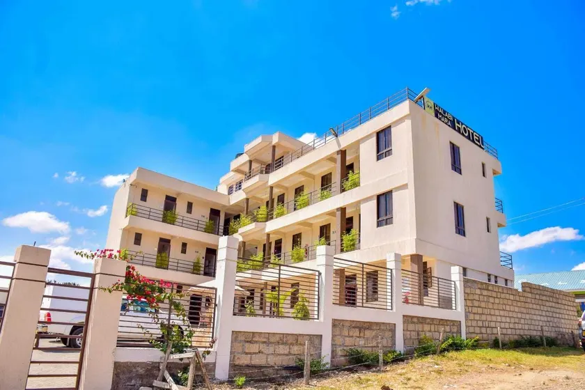 Walabi Mara Hotel - Image 1