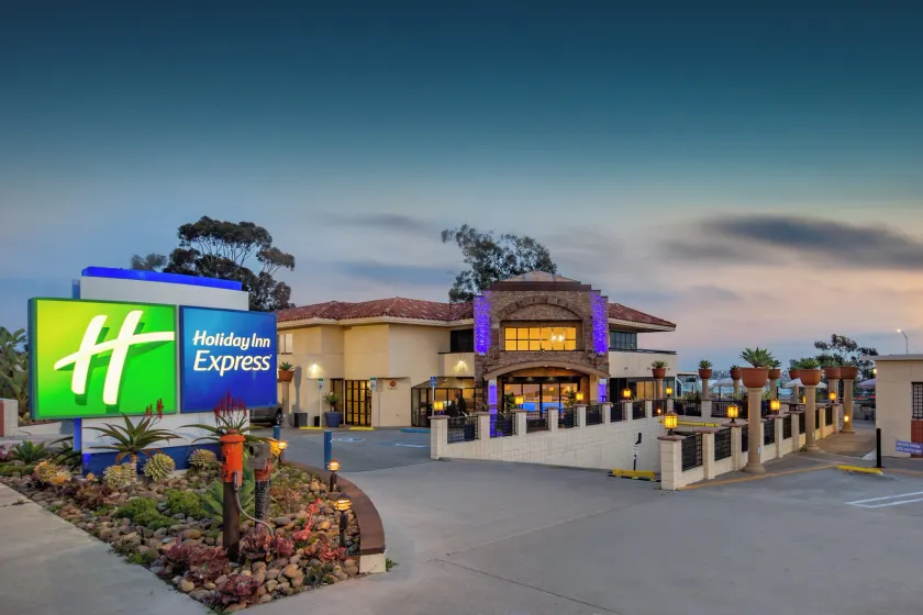 Holiday Inn Express San Diego Airport-Old Town by IHG - Image 1
