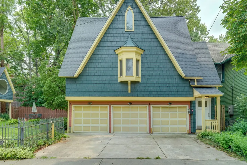 6 Mi to Dtwn! Historic Haven in Cleveland - Image 1
