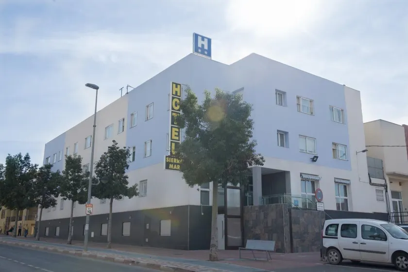Hotel Sierra Mar - Image 1