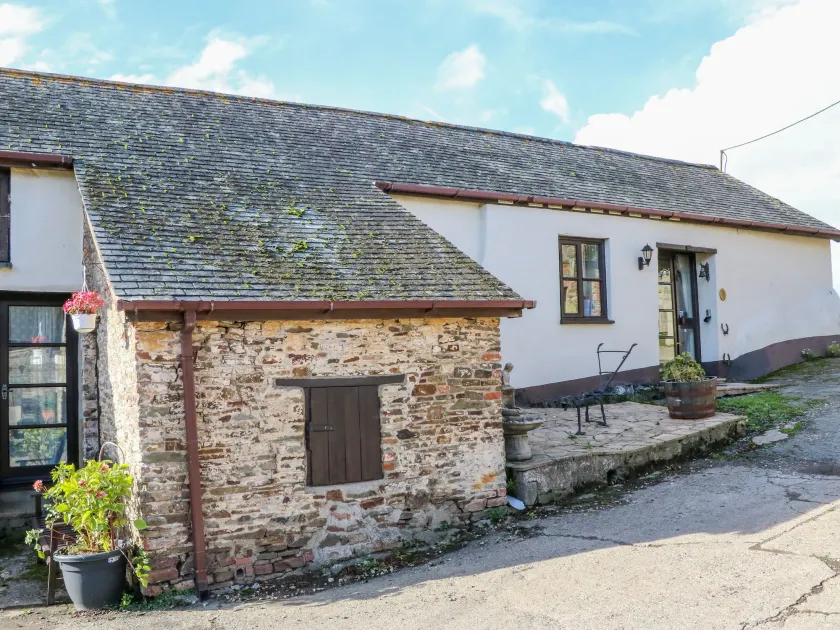 Pillhead Cider House - Image 1
