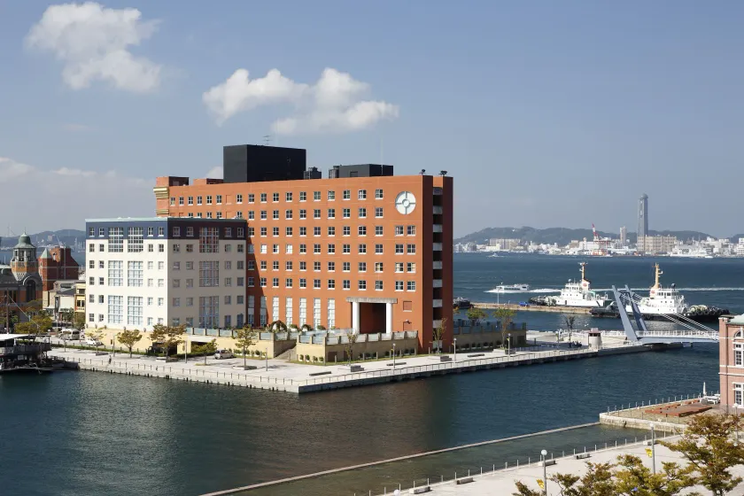 Premier Hotel Mojiko - Image 1