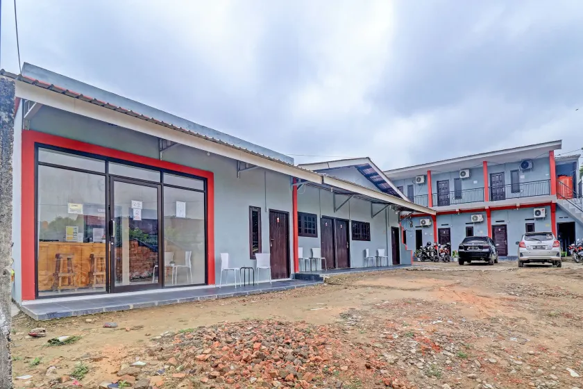 OYO 91022 STeZe Homestay Syariah - Image 1