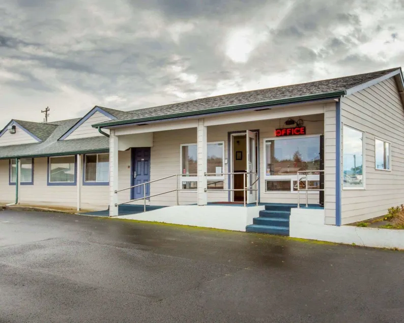 Rodeway Inn Newport - Image 1