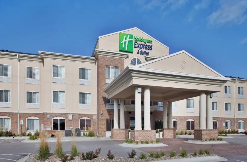 Holiday Inn Express Hotel & Suites Cherry Hills by IHG - Image 1