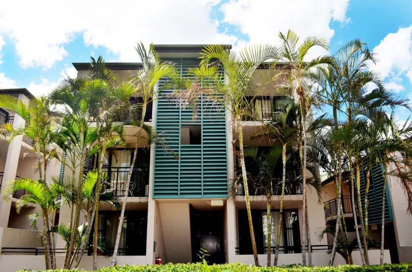 Spring Hill Mews Apartments - Image 1