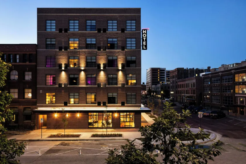 Moxy Omaha Downtown - Image 1