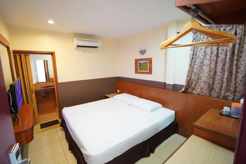 FullyWell Hotel - Image 1