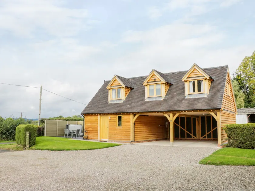 Acorn Cottage - Image 1